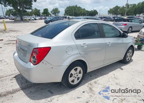 2015 Chevrolet Sonic Ls Auto z USA, uszkodzony, nr VIN 1G1JA5SH6F4135947